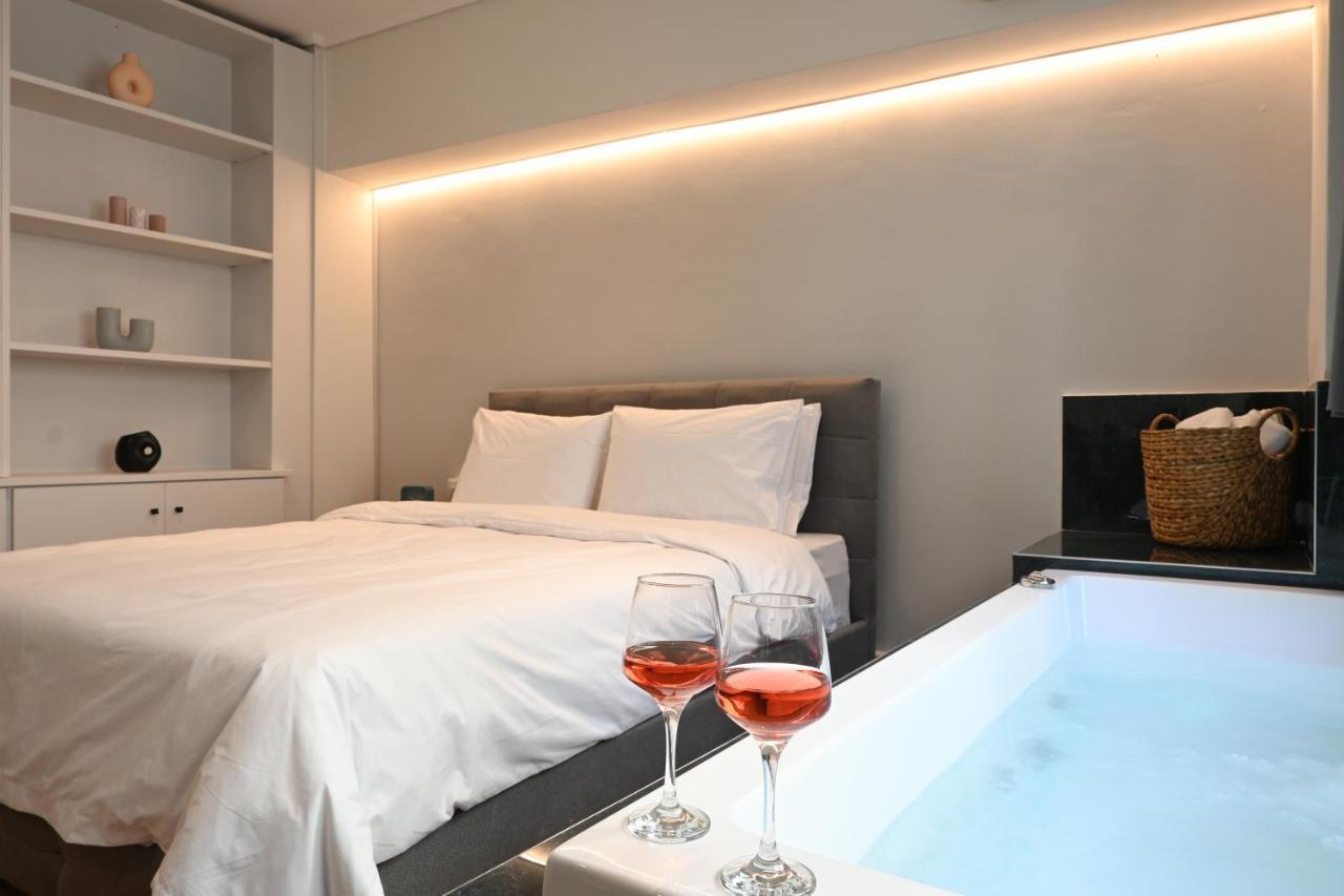 Zoe'S Suite Athen'S Center Buitenkant foto